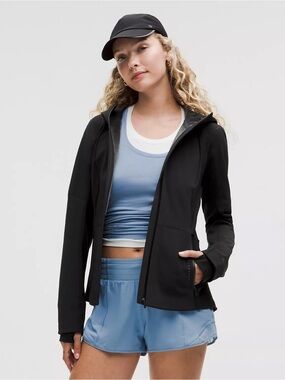 lululemon athletica Women's Cross Chill Performance Jacket Black Size 10
$228USD
